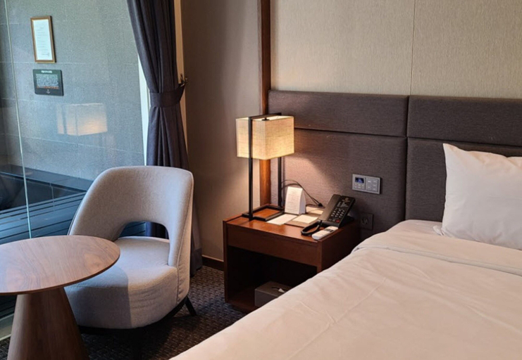 Bedroom 3, Hotel Susung, Buk