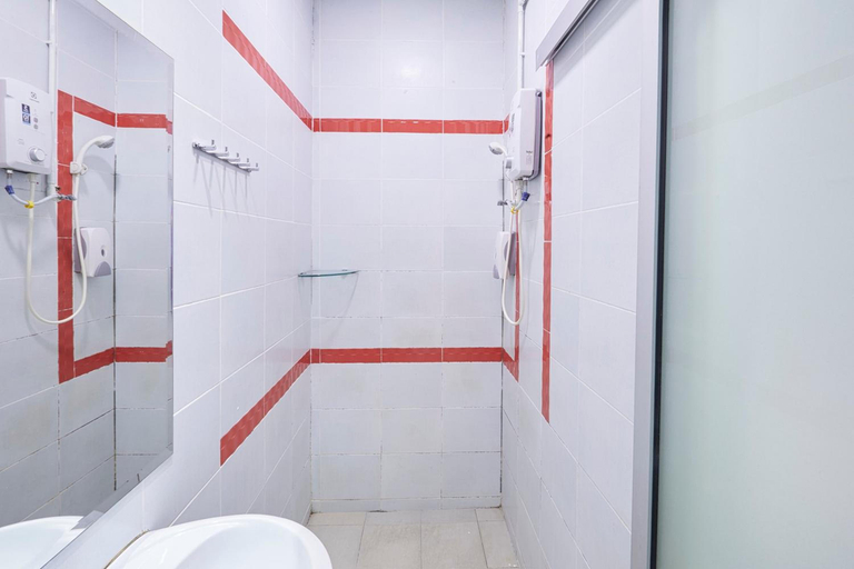 Bathroom 3, D New 1 Hotel, Petaling Jaya