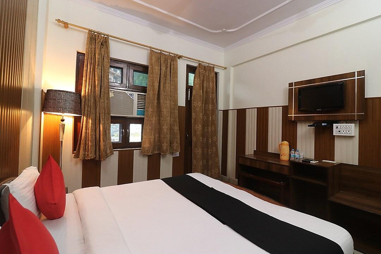 Bedroom 3, Hotel MANDAKINI, Garhwal