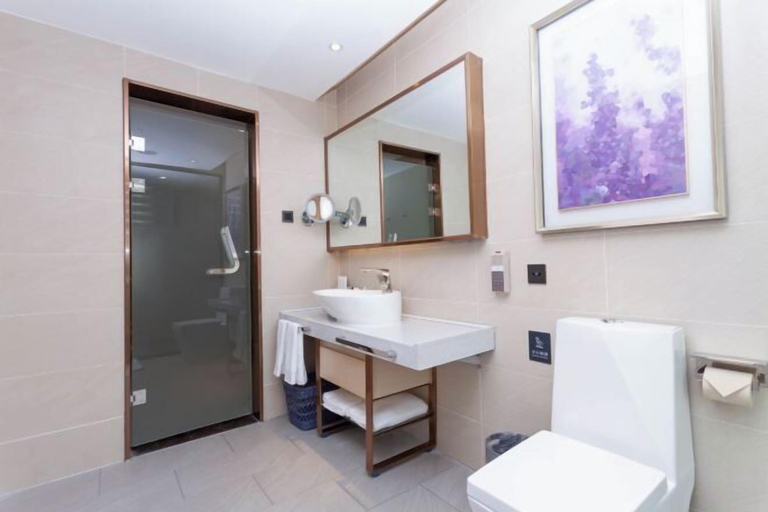 Bathroom 4, Lavande Hotel( Guangzhou Zengchen Xintang Light Rail Metro Station), Guangzhou