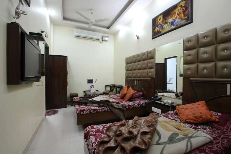 Bedroom, Hotel Today International, Delhi
