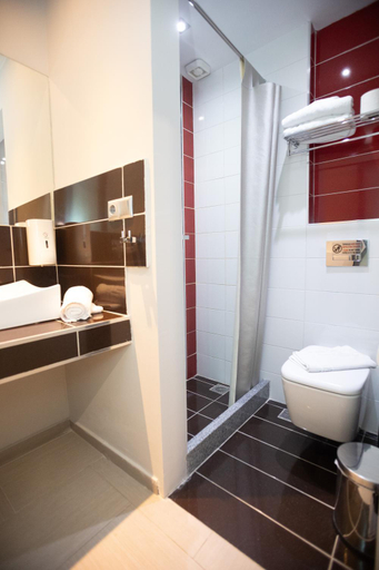 Bathroom 5, Amalia Center, Central Macedonia