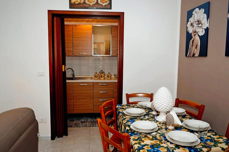 Others 4, Da Giuseppe Apartments, Trapani