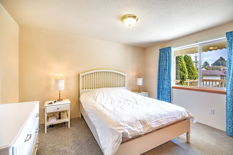 Bedroom 4, Surf Watch House in Copalis Beach, Grays Harbor