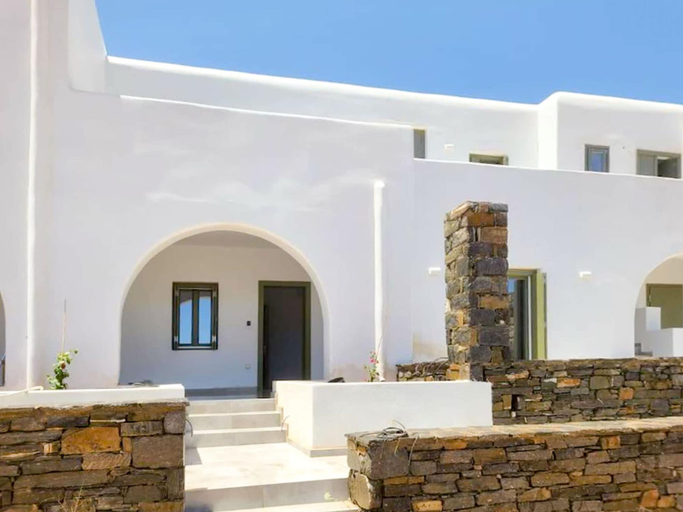 Room 4, Ampelas Nostalgia Apartments - Aiolos Gem in Paros, South Aegean