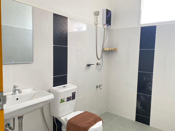 Bathroom 3