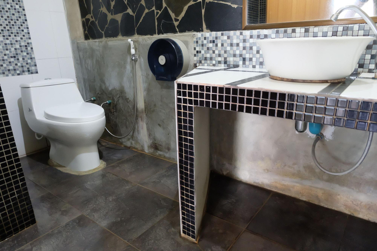 Bathroom 3, Baan Saui Resort, Mae Suai