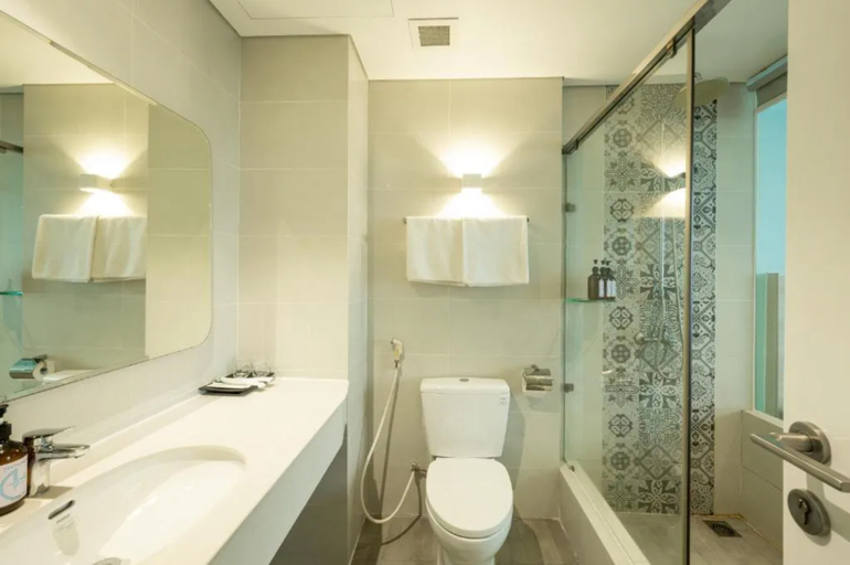 Bathroom 5, Haya Hotel Phu Quoc, Trademark Collection by Wyndham, Phú Quốc