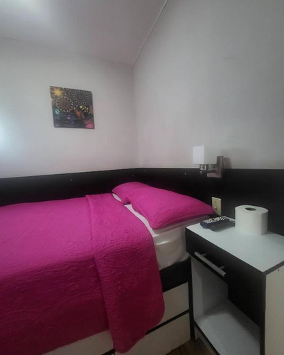 Others 4, Habitaciones R-1, Panamá