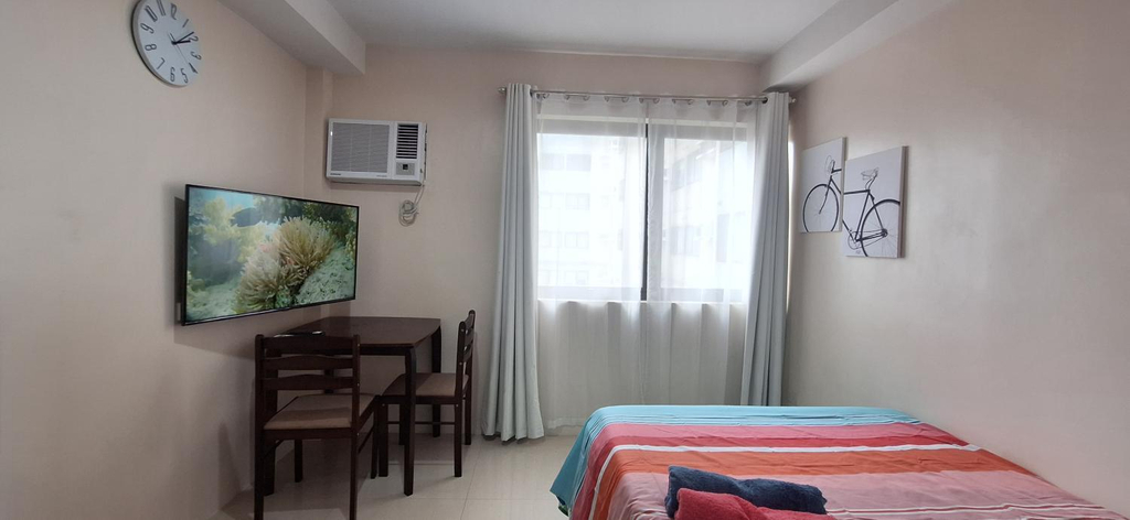 Others 5, Studio Unit for 2 at The Persimmon, Cebu City