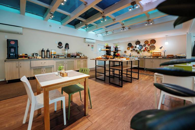 Food & Drinks 5, ibis Styles Manaus, Maués