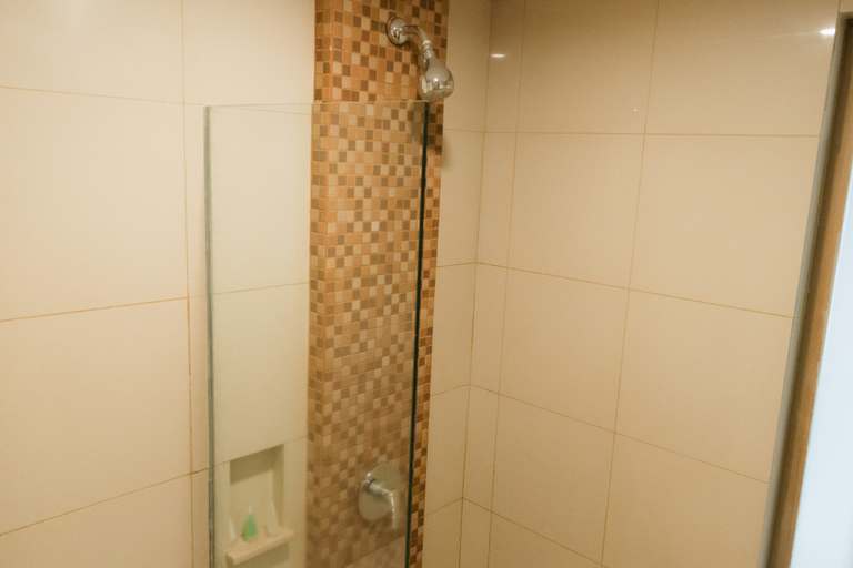Bathroom 9