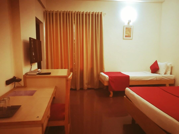 Others 5, Hotel Presidency Towers, Ernakulam