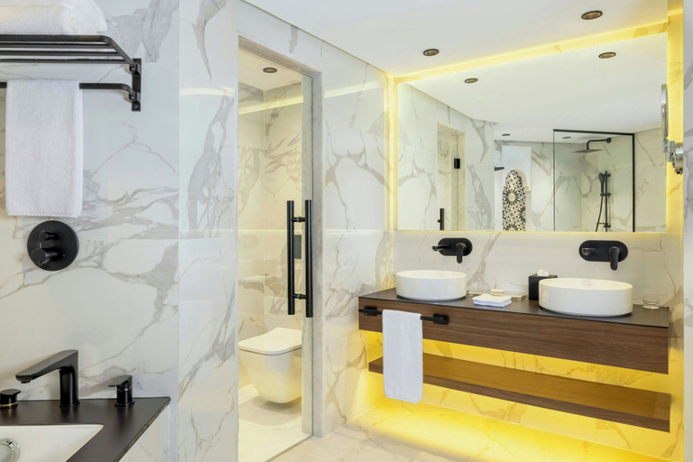 Bathroom 9