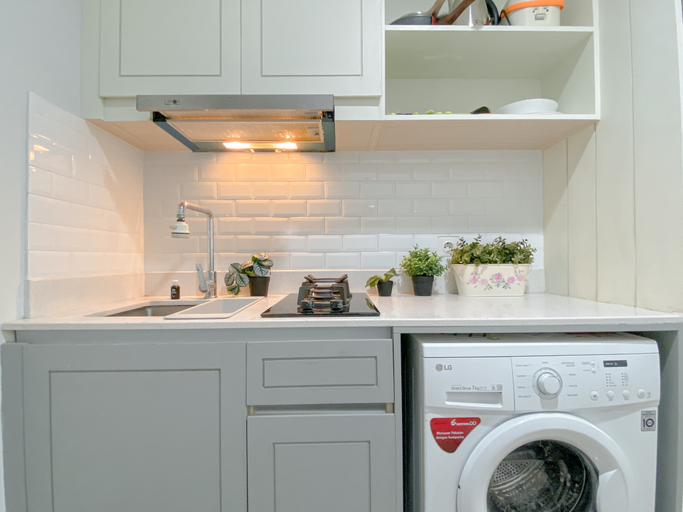 Others 2, Pleasant Studio Room at Gold Coast Apartment By Travelio, Jakarta Utara