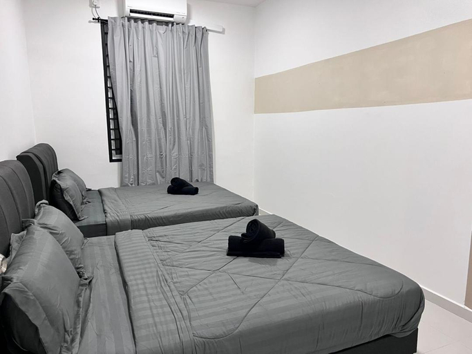Bedroom 3, Senai 14pax The Joyous Home Pooltable Airport JPO, Kulaijaya