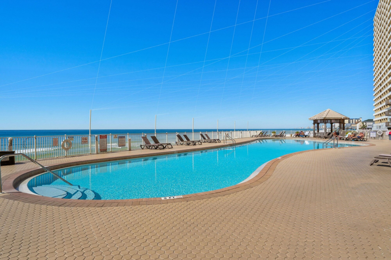 Sport & Beauty 2, Treasure Tides3br Beachfront Corner Unit Sleeps 8 With Stunning Gulf Views!, Bay