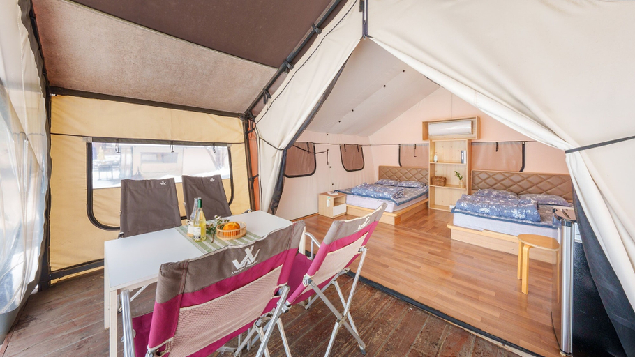 Bedroom 3, Gapyeong Captain Caravan Glamping, Gapyeong
