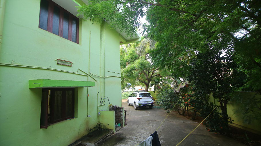 Others 2, Panner Bhavan,Courtallam, Tirunelveli