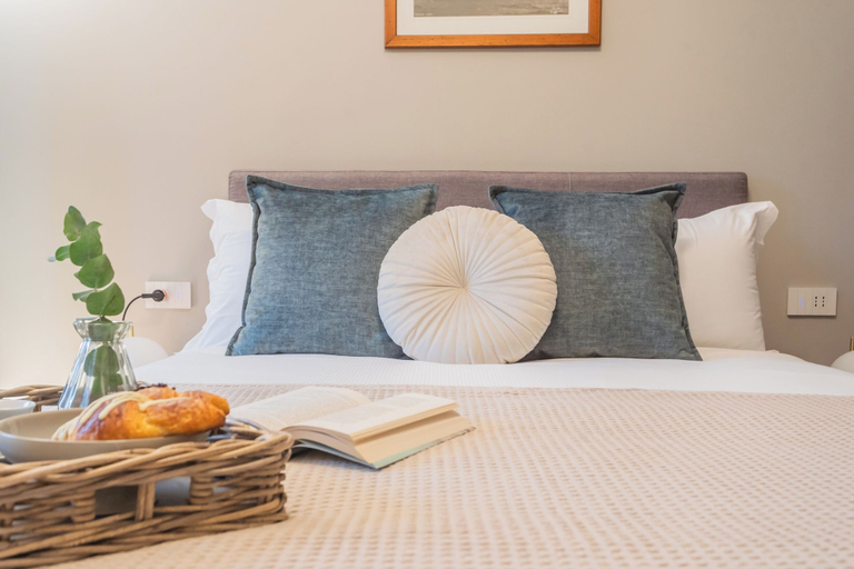 Bedroom 3, V. Suite on Lake Como by Rent all Como, Como