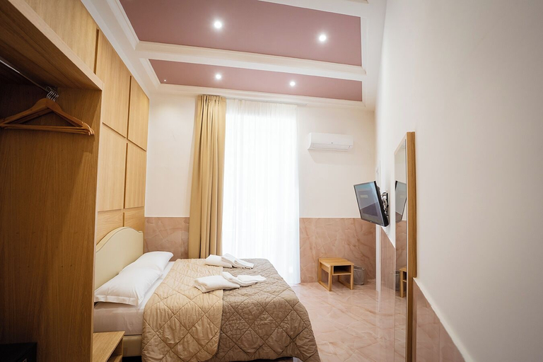 Bedroom 3, P.C. BOUTIQUE H. VESUVIUS NAPOLI CENTRO by ClaPa Group Dislocated Hospitality, Napoli