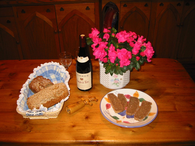 Food & Drinks, 3 bed Seaview Cottage