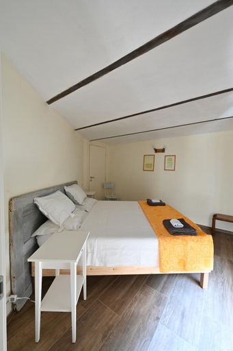 Others 5, CASCINA BINELLO appartamento B, Cuneo
