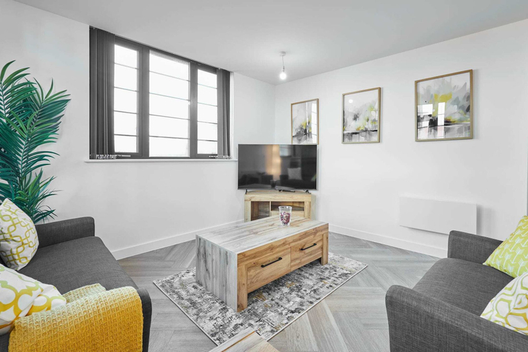 Room 2, Host Stay Lockside House, Birmingham