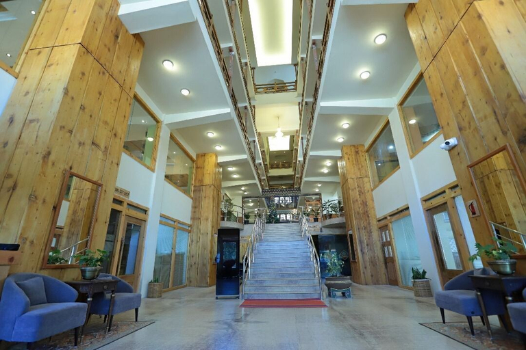 Others 5, Hotel Phuntsho Pelri, Chang