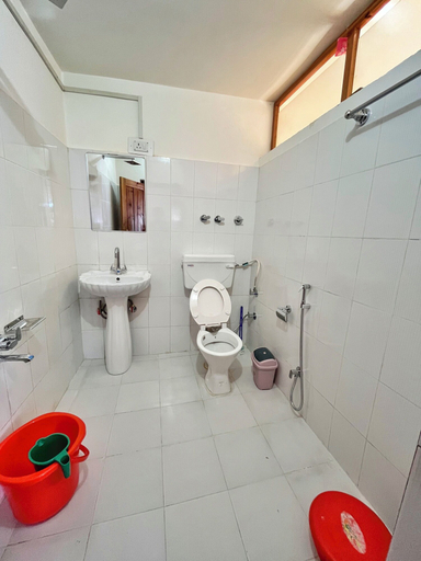 Bathroom 3, Kolahoi Heights, Anantnag