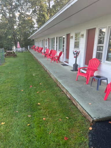 Others 4, 1848 Inn, Belknap