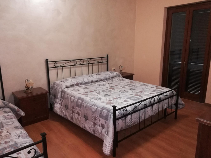 Others 5, casa vacanze appartamento della pia, Perugia