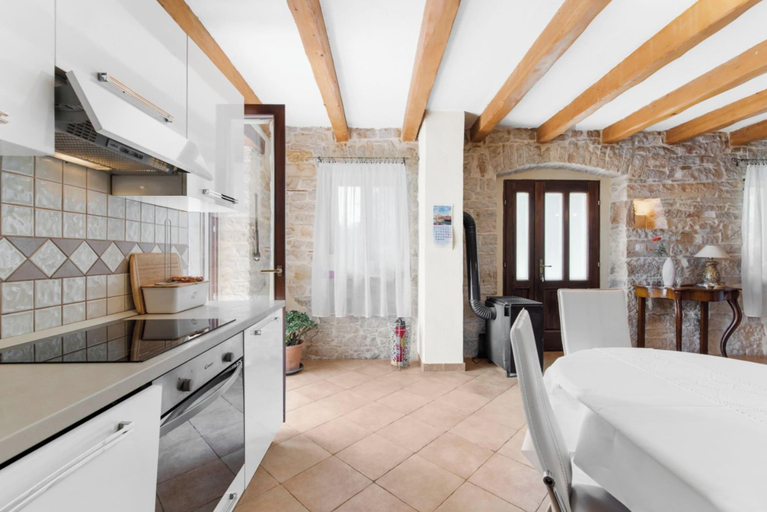 Others 5, Holiday House with Pool Villa Ladybug, Gračišće