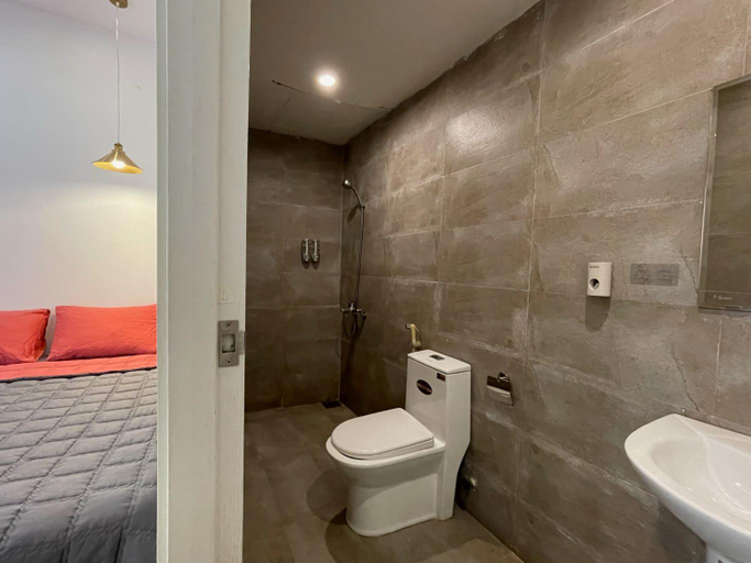 Bathroom 3, Vevy House, Da Nang