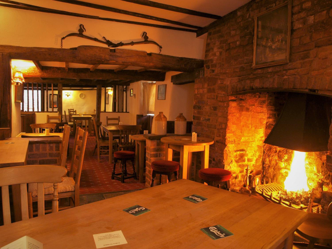 Food & Drinks 4, Red Lion, Devon