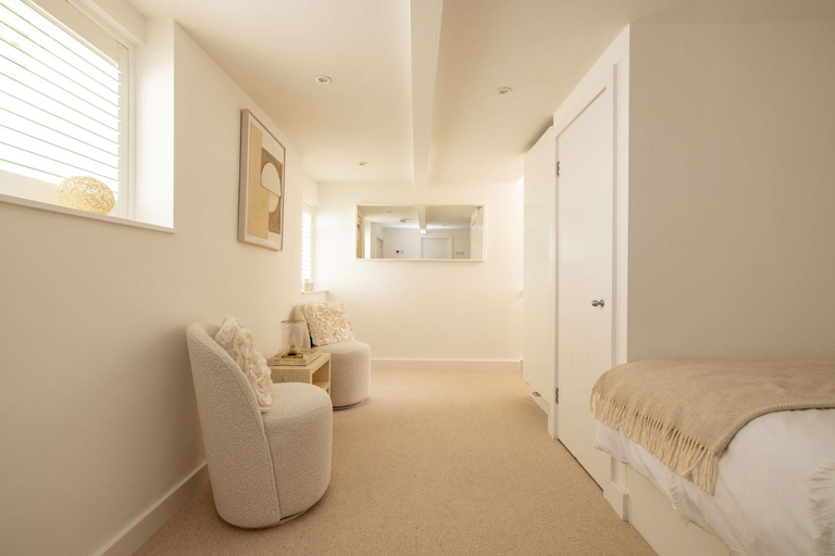 Room 4, Charming One-bedroom Retreat in Historic Bath, Bath and North East Somerset