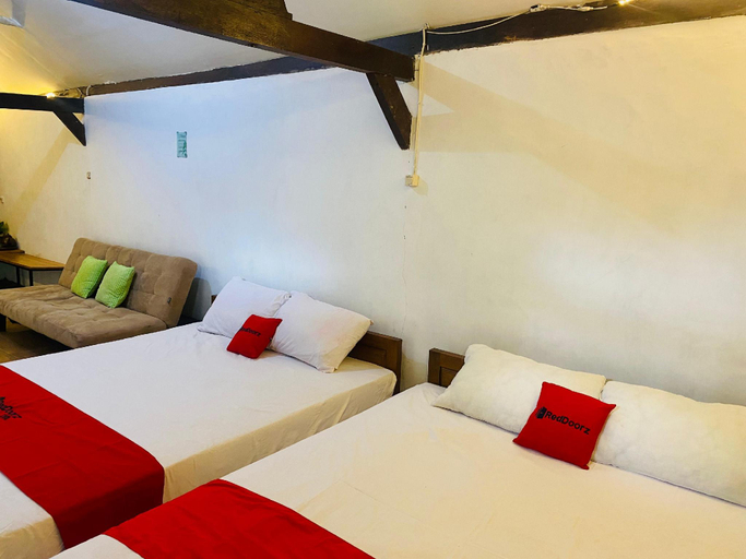 Bedroom 25