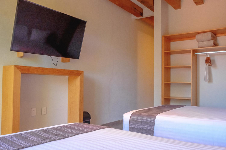 Bedroom 2, Zirahuen Forest and Resort, Salvador Escalante