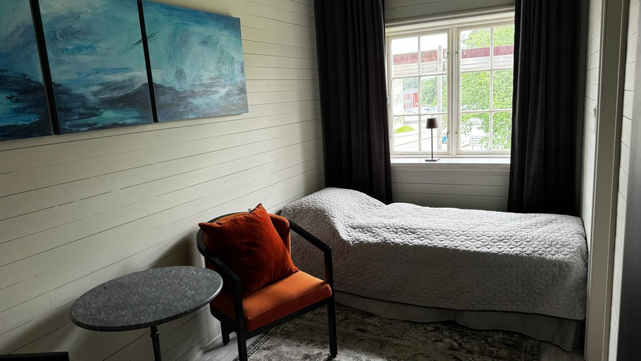 Bedroom 5, Ladegaarden, Skien