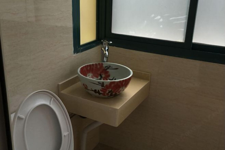 Bathroom 5, Keke Hotel, Shanghai