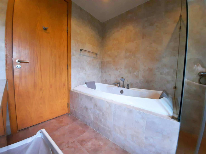 Bathroom 4, Sandbox Beachfront Villa 4, Bang Lamung