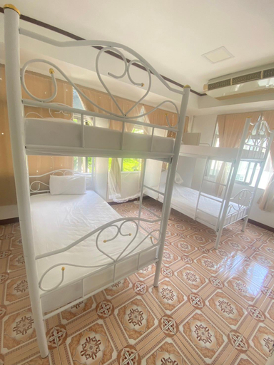Bedroom 11