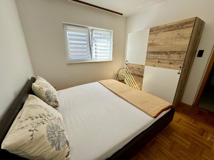 Bedroom 3, Apartment Fruky, Crikvenica