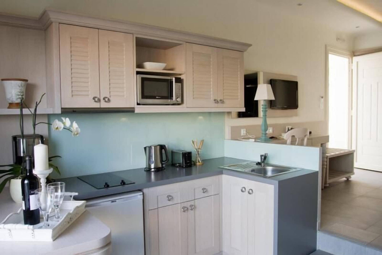 Others 5, Thalassa Suites, South Aegean
