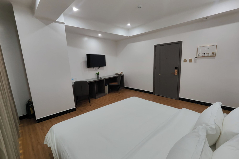 Bedroom 3, Mactan Grand Golden Hotel near Airport, Lapu-Lapu City