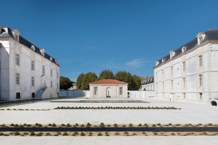 Public Area, Résidence de l'Arsenal Royal, Charente-Maritime
