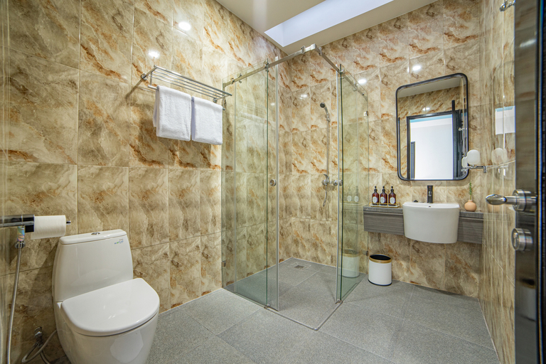 Bathroom 8
