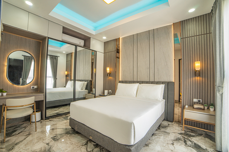 Bedroom 12