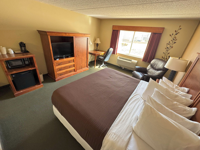 Bedroom 3, Fairbridge Inn & Suites McAlester, Pittsburg