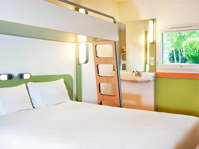 Bedroom 2, ibis budget Berlin Ost, Berlin